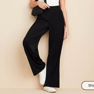 XL Lou & Grey Luvstretch Wide Leg Pants